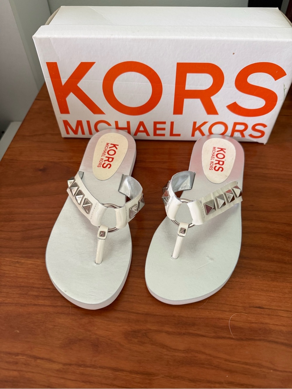 Michael Kors White Thong Sandals with Silver Studs